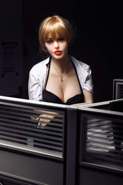Fay | 158cm Medium Breast TPE Companion — Photo 18