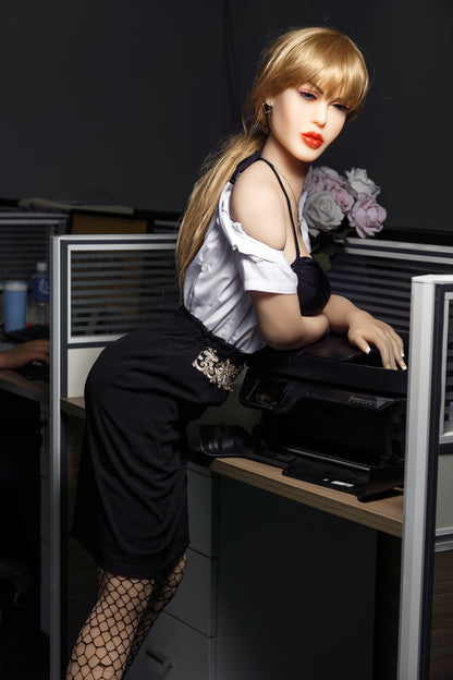Fay | 158cm Medium Breast TPE Companion — Photo 20